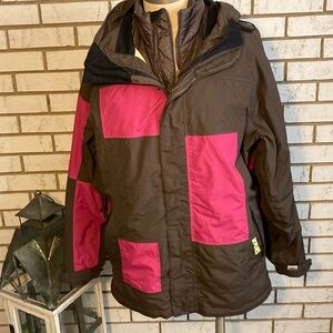 Vans / Ski Jacket , brown/pink, zip out lining. Sz M
